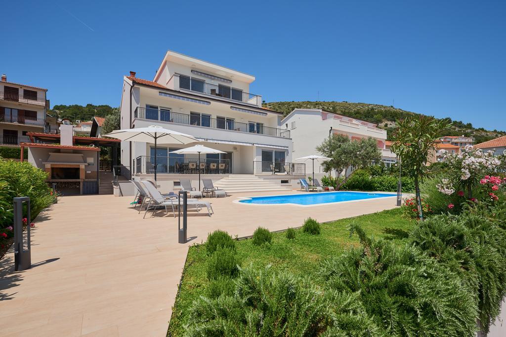 Villa Mila Trogir Buitenkant foto